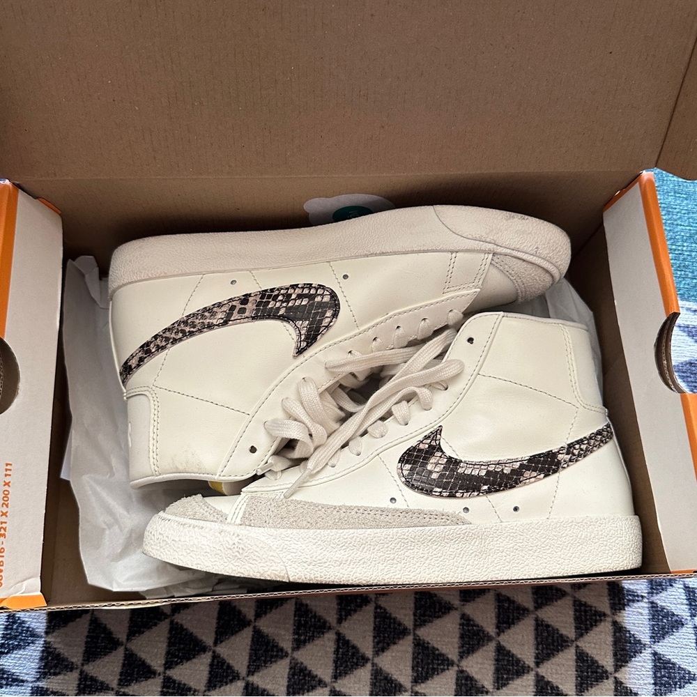 Nike Blazer 77 Snake